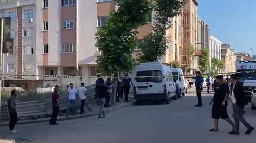 İstanbul'da, sokak ortasında silahlı saldırı: 1 ölü