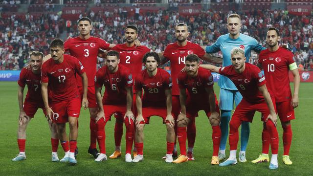 Son dakika: Fenerbahçe'den milli yıldız Merih Demiral'a özel telefon! 'Yuvana dön, şampiyon ol!'