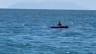 Deniz yatağında uyuyakaldı! Kıyıdan 4 mil açıkta bulundu