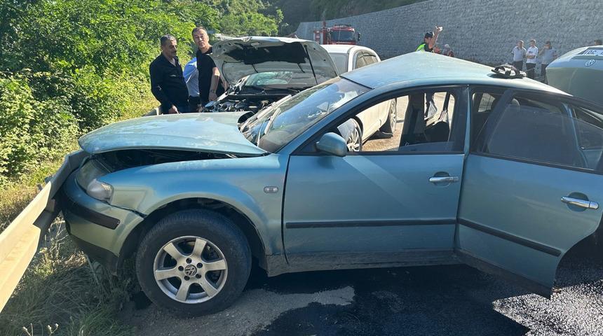 Samsun'da feci kaza! Kontrolden çıkan araç karşı şeride savruldu: 1 ölü, 4 yaralı