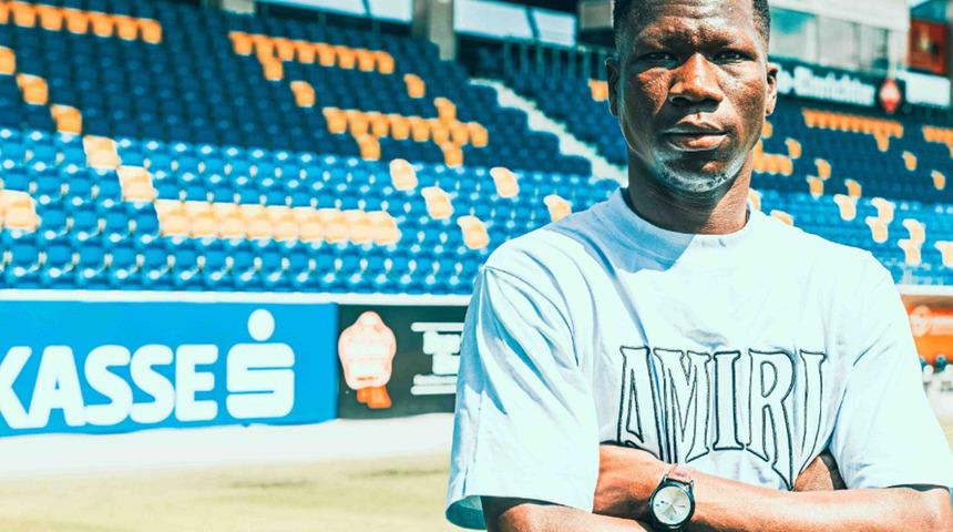 Tüm sosyal medya bu transferi konuşuyor! Djawal Kaiba'nın yaşını görenler inanamıyor