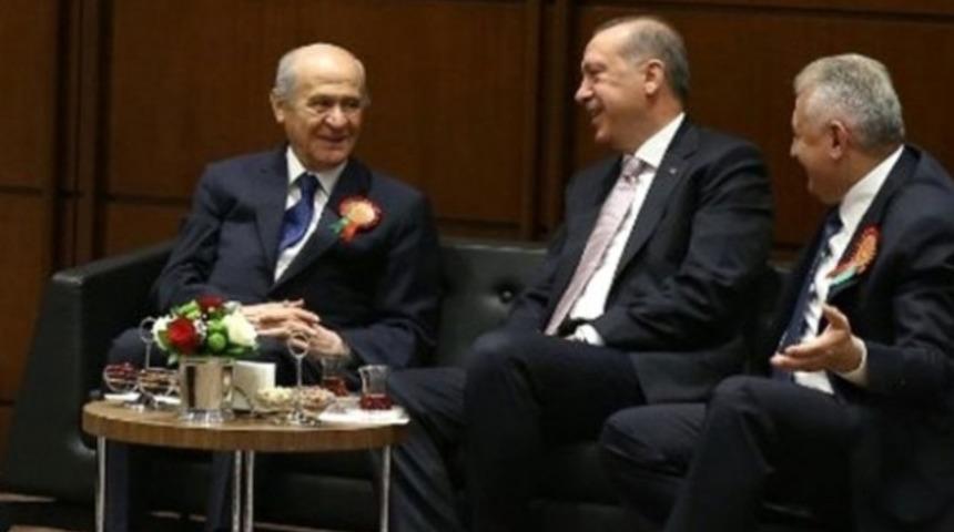 'Erdoğan'ı da, Bahçeli'yi de yakından tanırım, cumhurbaşkanlığı seçimini bu yıl yapacaklar'