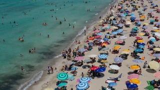 Kurban Bayramı için Ege'ye akın ettiler! Doluluk yüzde 100'e ulaştı: 'Kıpırdayacak yer yok'