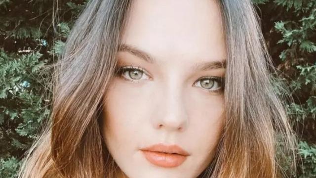 Nilsu Berfin Aktaş sere serpe uzandı! Mayolu pozu dikkat çekti