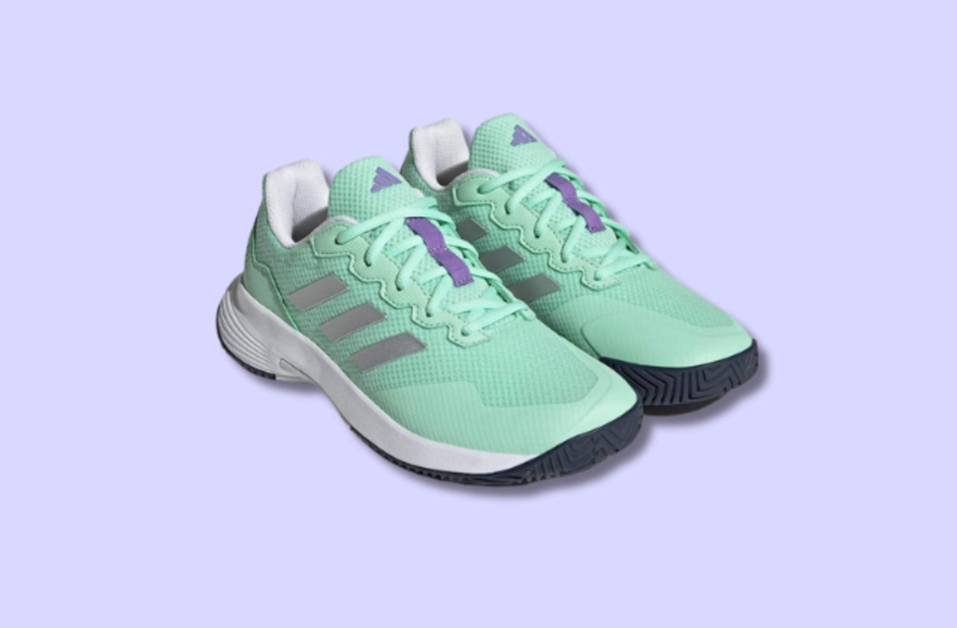 Fiyatı 1303 TL'ye düştü! Şık tasarımıyla ve kalitesiyle göz dolduran Adidas ayakkabıda indirim