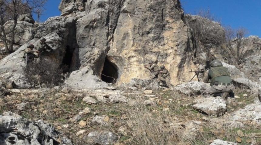 TSK a&ccedil;ıkladı! Ter&ouml;r &ouml;rg&uuml;t&uuml;ne ağır darbe