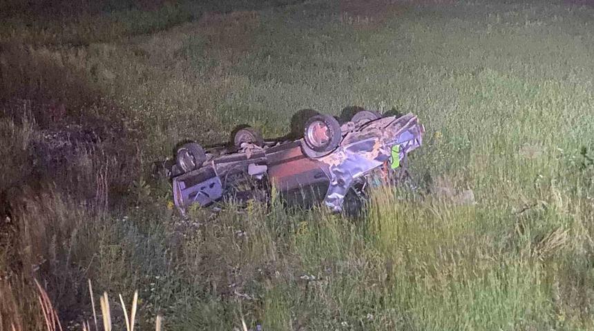 Kahreden kaza! Annesinin kucağındaydı... Otomobil takla atıp tarlaya uçtu