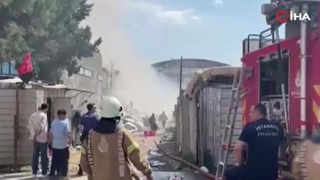 SON DAKİKA | Tuzla'daki geri dönüşüm tesisinde korkutan yangın! Durdurulan Marmaray seferleri normale döndü