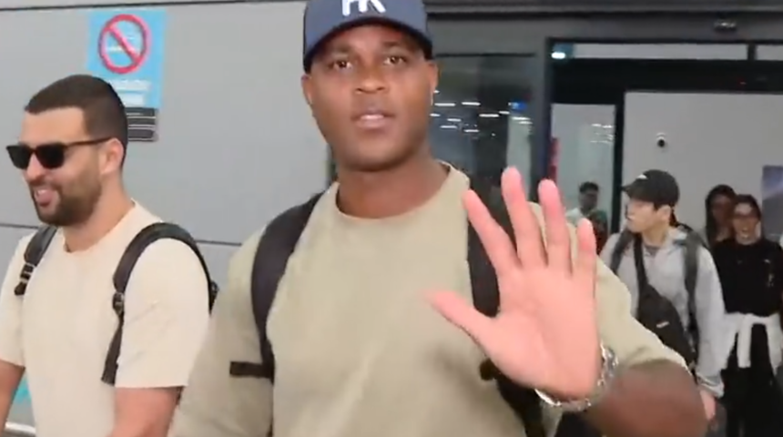 Adana Demirspor'un anlaşma sağladığı yeni teknik direktörü Patrick Kluivert İstanbul'a geldi!