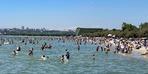İstanbul'da bayramın son günü plajlar doldu taştı