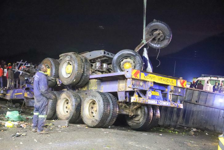 Kenya'da katliam gibi kaza! Ortalık savaş yerine döndü: 51 ölü, 30'dan fazla yaralı G4