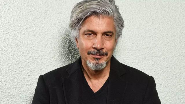 Behzat Uygur kardeşleriyle bir araya geldi! Aralarındaki inanılmaz benzerlik sosyal medyada gündem oldu