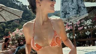 Tatil pozlarıyla gündemdeydi! Bomba iddia: Hande Erçel meğerse mide botoksu yaptırmış