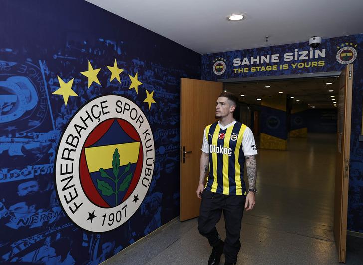 SON DAKİKA: Fenerbahçe Ryan Kent transferini resmen açıkladı! 4 yıllık imza... G4