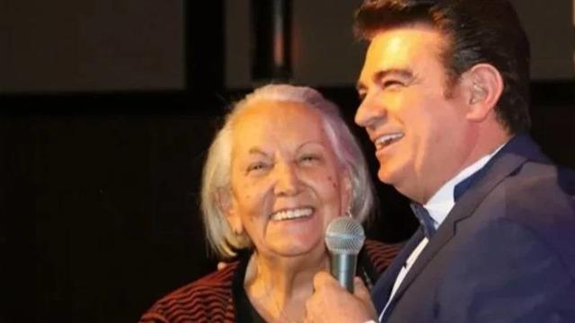 Ses kraliçesi seçilmişti! Usta sanatçı Ayla Büyükataman hayatını kaybetti! Ayla Büyükataman kimdir, kaç yaşındaydı?