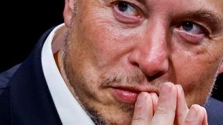 2 yıl boyunca Elon Musk'ı gözlemleyen biyografi yazarı: Musk, bazen 'şeytan moduna' giriyor