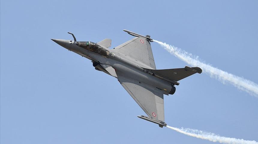 Yunanistan, Fransa'dan bir Rafale savaş uçağı daha teslim aldı! Sayı 16'ya ulaştı