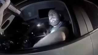 Çocuğa cinsel istismar suçundan aranıyordu! Arabasında 6 çocukla birden yakalandı... Savunması herkesi şaşkına çevirdi