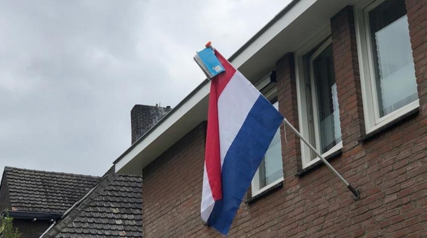 Avrupa ülkesinden dikkat çeken karar! Ortaokul ve liselerde cep telefonunu yasaklayacaklar