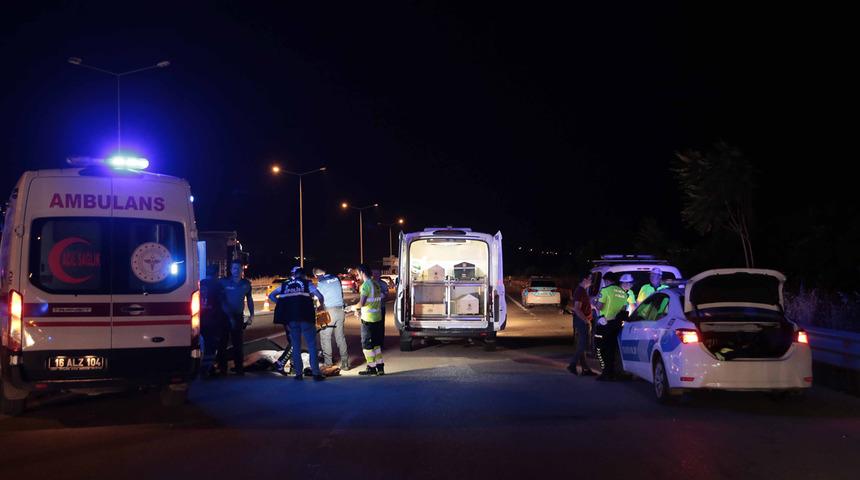 Motosiklet devrildi: 2 kişi hayatını kaybetti!