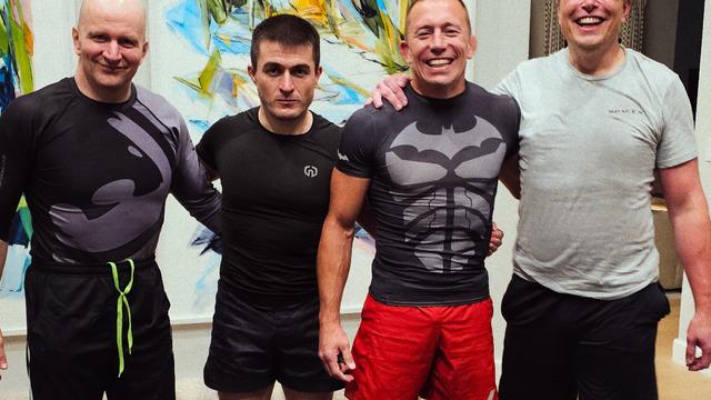 Elon Musk hazırlıklara başladı! Mark Zuckerberg ile olası kafes dövüşü öncesinde UFC efsanesiyle antrenman yaptı