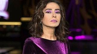 Saçlarını kazıtan Yıldız Tilbe sahnede peruğunu çıkardı! Seyirci şoke oldu