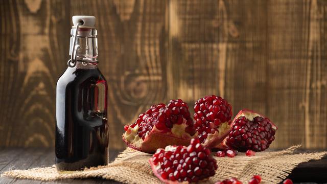 Nar ekşisinin faydaları nelerdir? Nar ekşisi hangi vitamin değerlerini içerir?