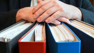 5 yılını dolduran memura ücretsiz izin dilekçesi nasıl yazılır?