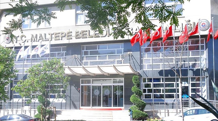 Maltepe Belediyesi'nde silahlı saldırı paniği! Saldırgan nedenini açıkladı, suç unsurları etkisiz hale getirildi