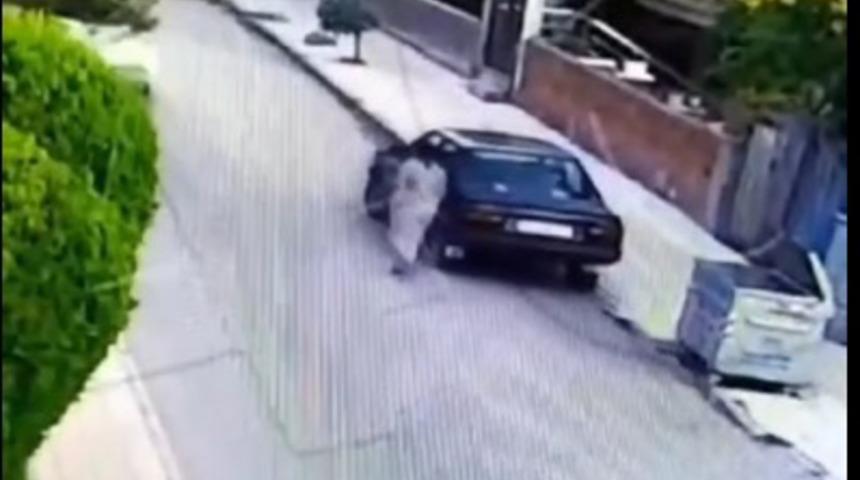 İki otomobil çalan kadın hırsız polisleri peşine taktı! Kaza yapınca yakayı ele verdi