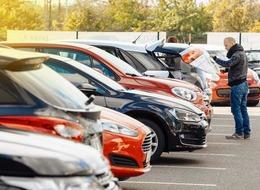 İKİNCİ EL ARAÇ FİYATLARI DÜZENLEMESİ 2023: 2. el araç satış fiyatlarına sınırlama mı geldi, ne zamana kadar geçerli? Resmi Gazete'de yayımlandı