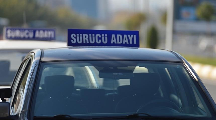 Ehliyet alacaklar dikkat! Sürücü kursu fiyatları da değişiyor! 2023 temmuz zamlarından sonra liste güncellenecek…