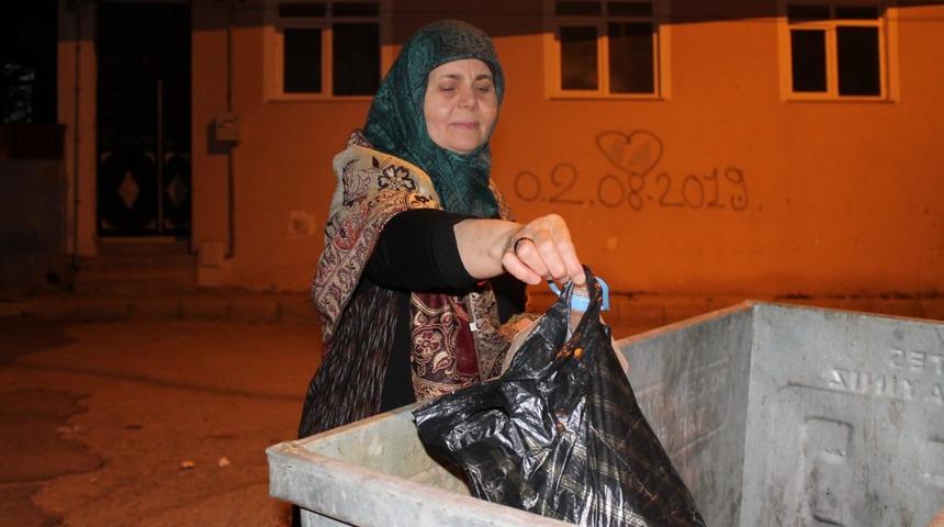'Çöp Canavarı' mahalleliyi illallah ettirdi! "Gece geç saatte gelip..."
