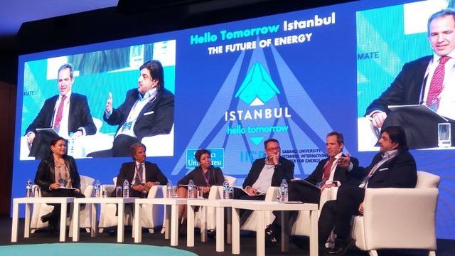 Emre Kurttepeli; Hello Tomorrow: The Future of Energy Konferansı’nda Panel Moderatörü olarak yer aldı
