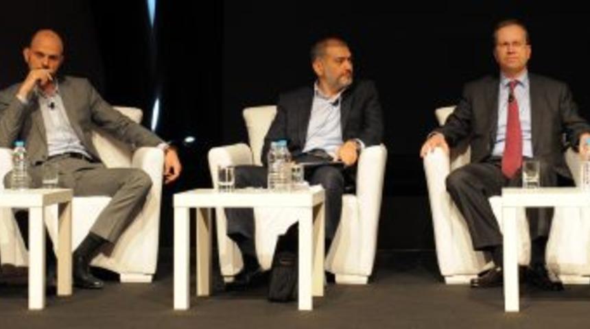 Emre Kurttepeli İngiliz Teknoloji Zirvesinde konuştu