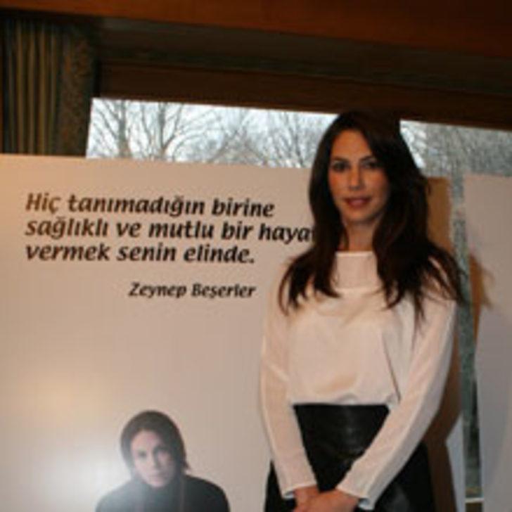 &Uuml;nl&uuml;ler "Hayat Ver"mek İ&ccedil;in Bir Araya Geldi