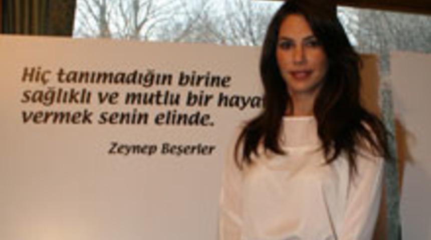 &Uuml;nl&uuml;ler "Hayat Ver"mek İ&ccedil;in Bir Araya Geldi