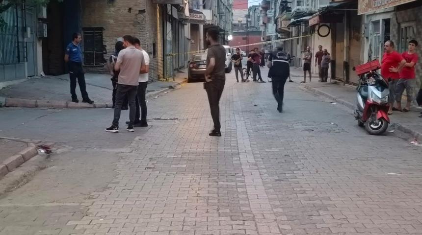 Adana'da akraba iki grup arasında silahlı kavga: 2 kişi öldü