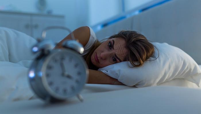 Uykusuzluğa ne iyi gelir? Uykusuzluk neden olur, belirtileri nelerdir?