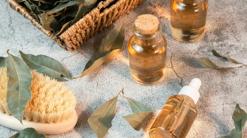 Defne yağının faydaları nelerdir, neye iyi gelir? Defne yağı nasıl yapılır, saça faydaları nelerdir?