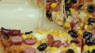 Bol malzemeli: Anne pizzası tarifi