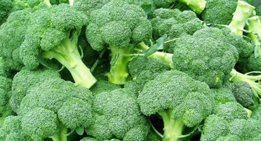 Bu sebzelerin &ccedil;iğ halleri pişmiş hallerinden katbekat daha faydalı! Pişirmeden &ouml;nce bir kez daha d&uuml;ş&uuml;n&uuml;n