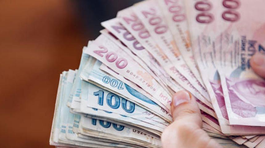 Son dakika: Memur maaşı düzenlemesi Komisyon'da kabul edildi