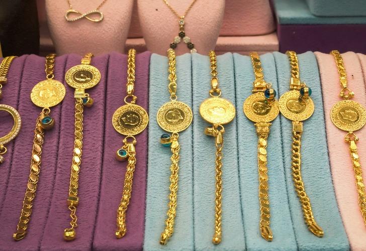 ALTIN FİYATLARI VE DOLAR/TL’DE SON DURUM | Uzman isimler rakamları birer birer açıkladı: Yarından itibaren her şey değişecek! ‘Bu fırsatlar yıl içerisinde sık sık gelmeyebilir’ G1