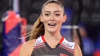 Zehra Güneş doğum günü pozlarıyla beğeni topladı! Yaşını duyanlar inanamadı