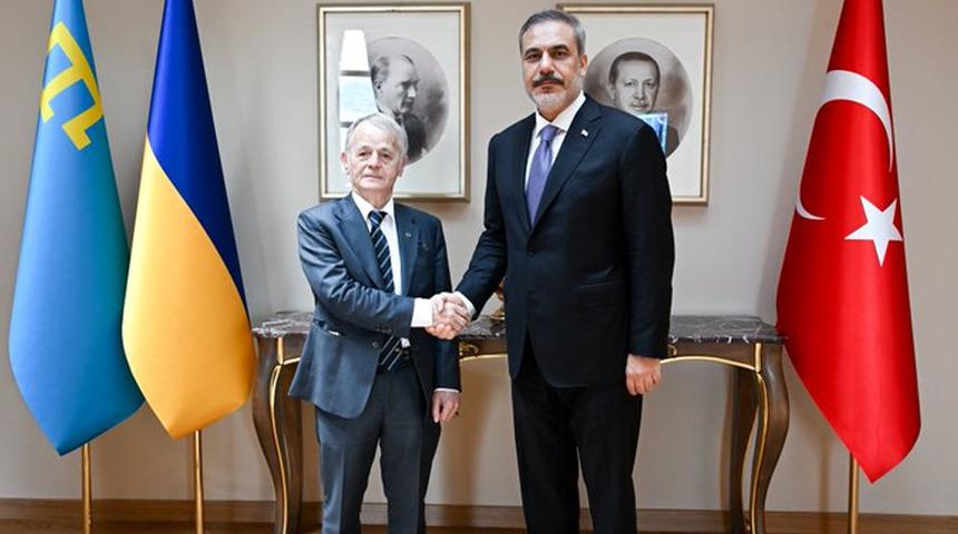 Türkiye'de peş peşe kritik görüşmeler! İYİ Partili isim paylaştı: 'Kutluyorum'