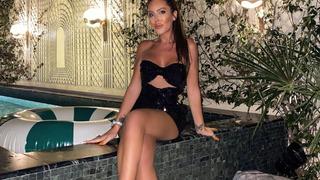 Selin Ciğerci'den havuz başında kalça şov! Banu Alkan göndermesi olay oldu