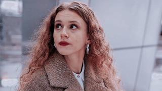 Menajerimi Ara'nın yıldızı Ahsen Eroğlu şezlongda sere serpe uzandı! Bikinili pozlarıyla mest etti  