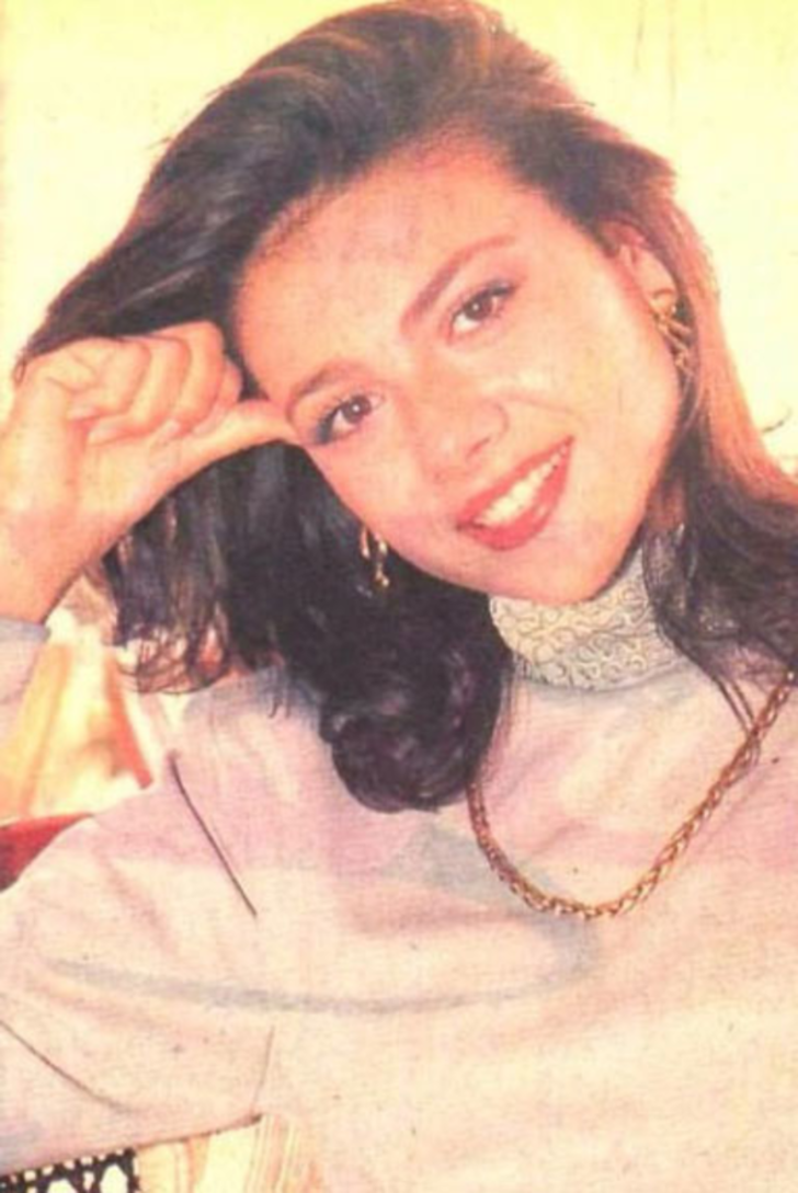 1990 Türkiye Güzeli Jülide Ateş daha kariyerinin başındaydı.