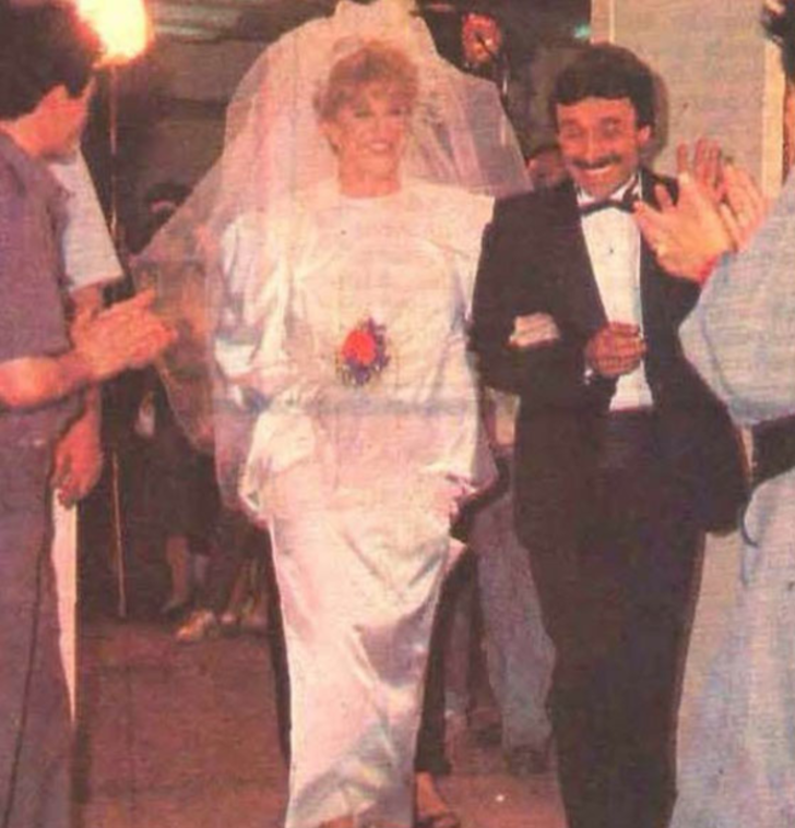 1987... Efsane TV dizisi Perihan Abla'nın son bölümünden bir kare.